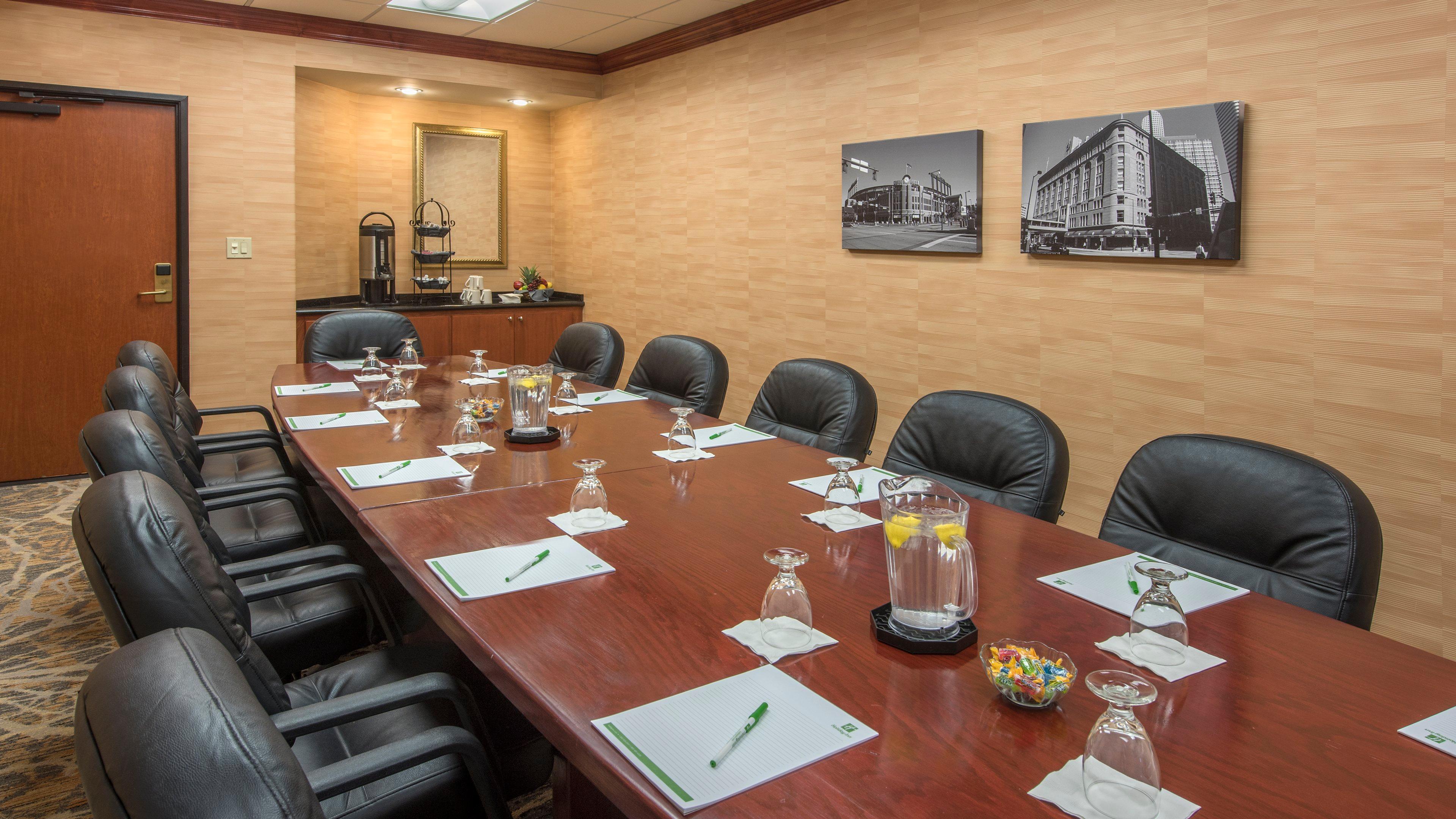 Holiday Inn Denver Lakewood By Ihg Exterior foto